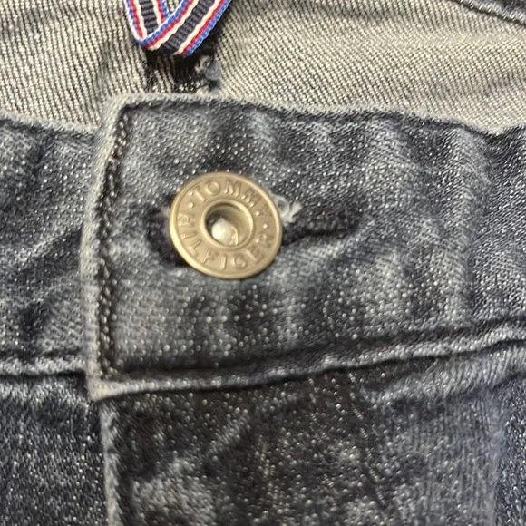 Tommy Hilfiger jeans in like new condition size 10 Bootcut - Picture 3 of 7